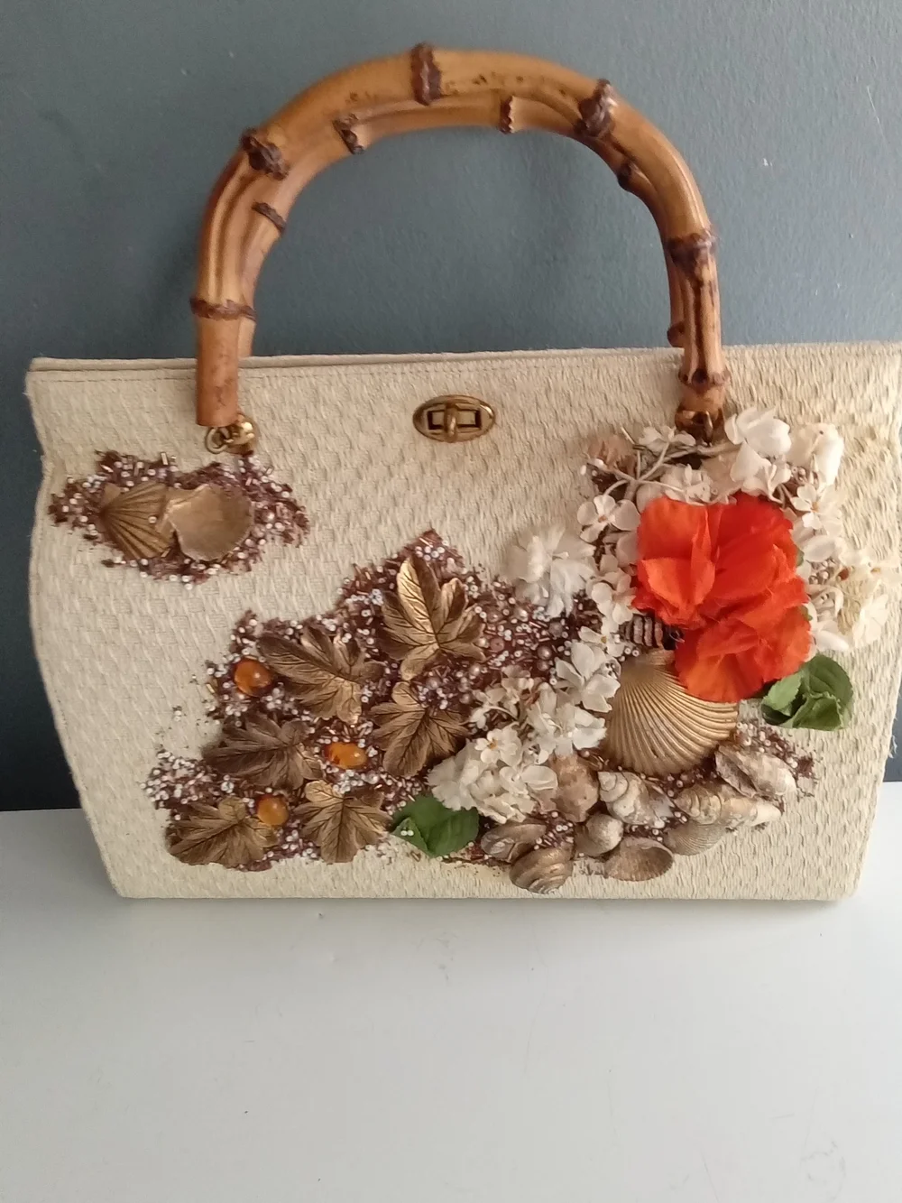 Vintage Straw Shell Flower Handbag Bamboo Handle Tropical Cream Gold Bag